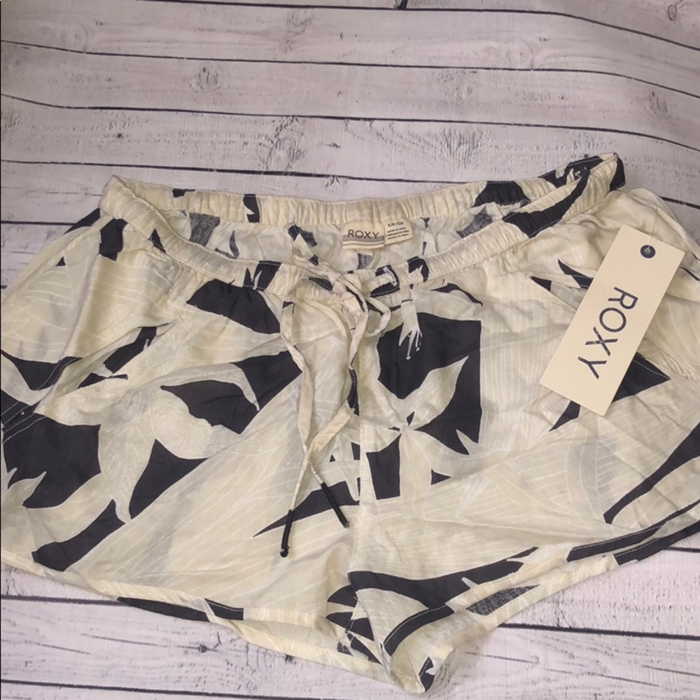 🆕 Roxy Run Away Shorts - Vintage Palm Line - Picture 5 of 6
